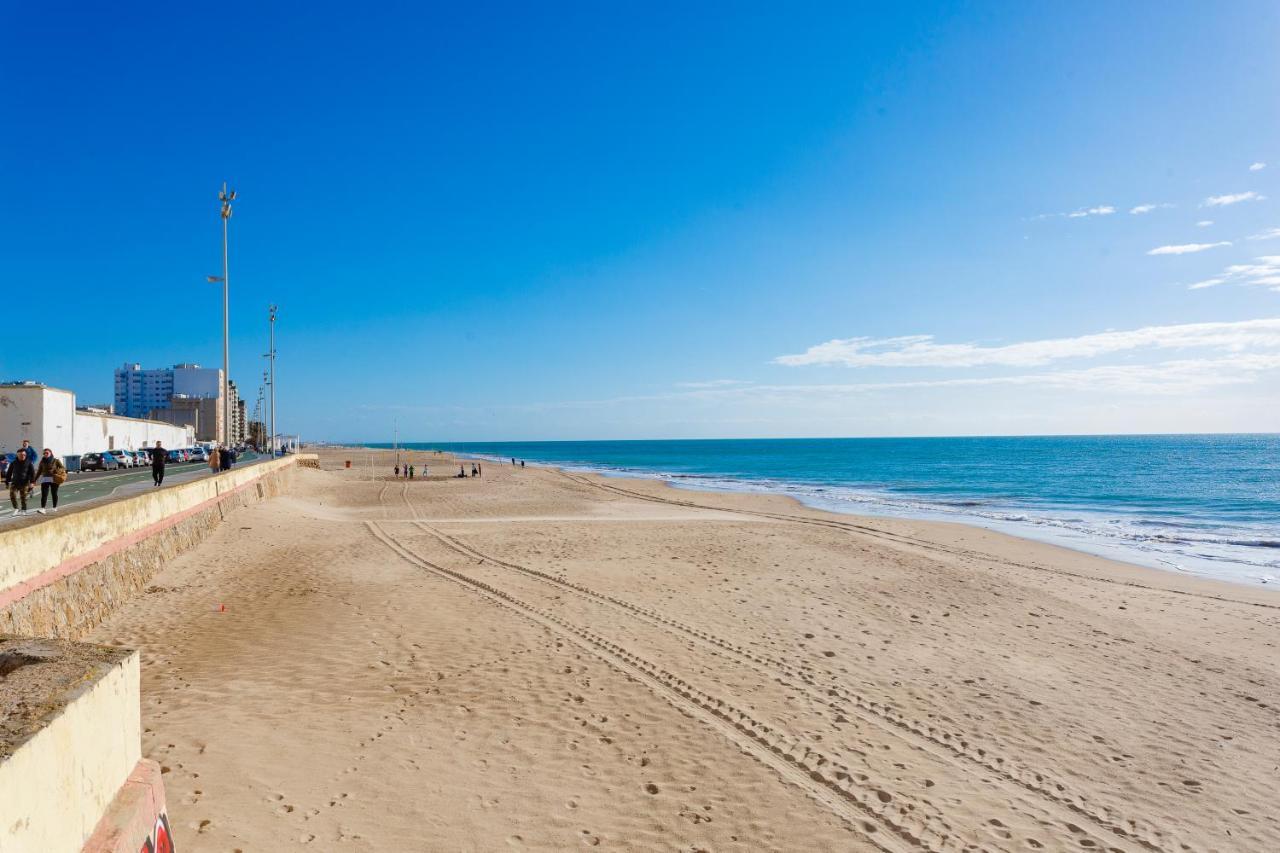 Poseidon & Parking By Cadiz4rentals *