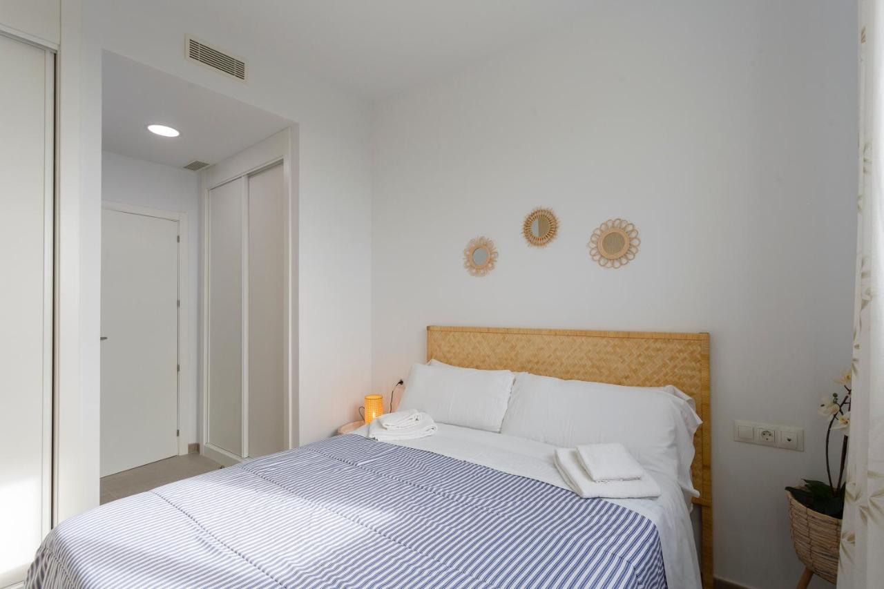 Poseidon & Parking By Cadiz4rentals *
