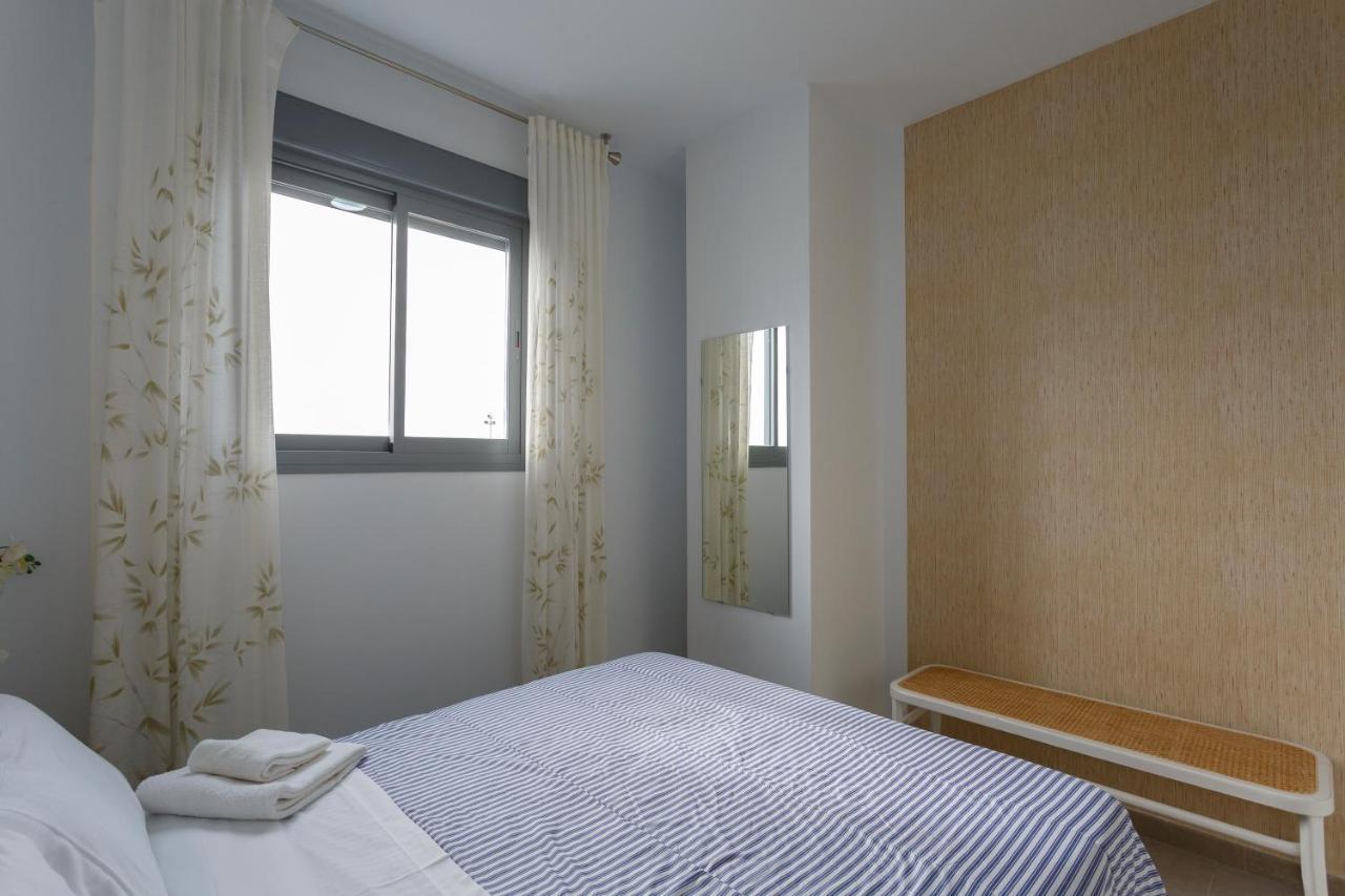 Poseidon & Parking By Cadiz4rentals Appartement