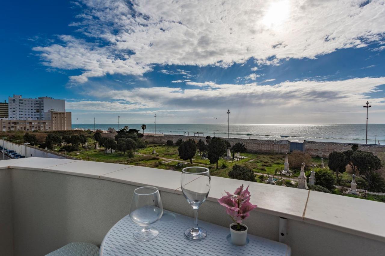 Poseidon & Parking By Cadiz4rentals Appartement